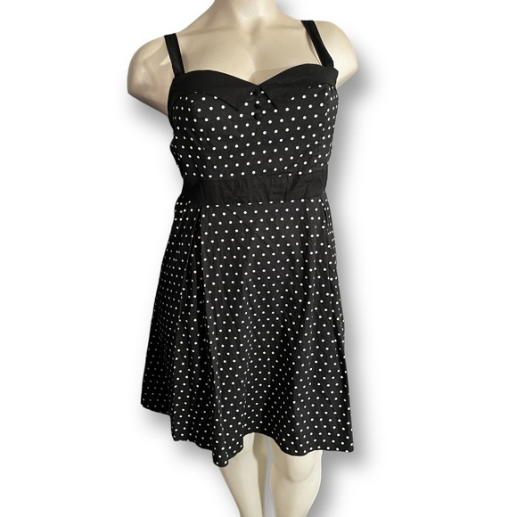 torrid Dresses & Skirts - TORRID Retro Chic 50’s Pin Up Black White Polka Dot Fit & Flare Dress 18